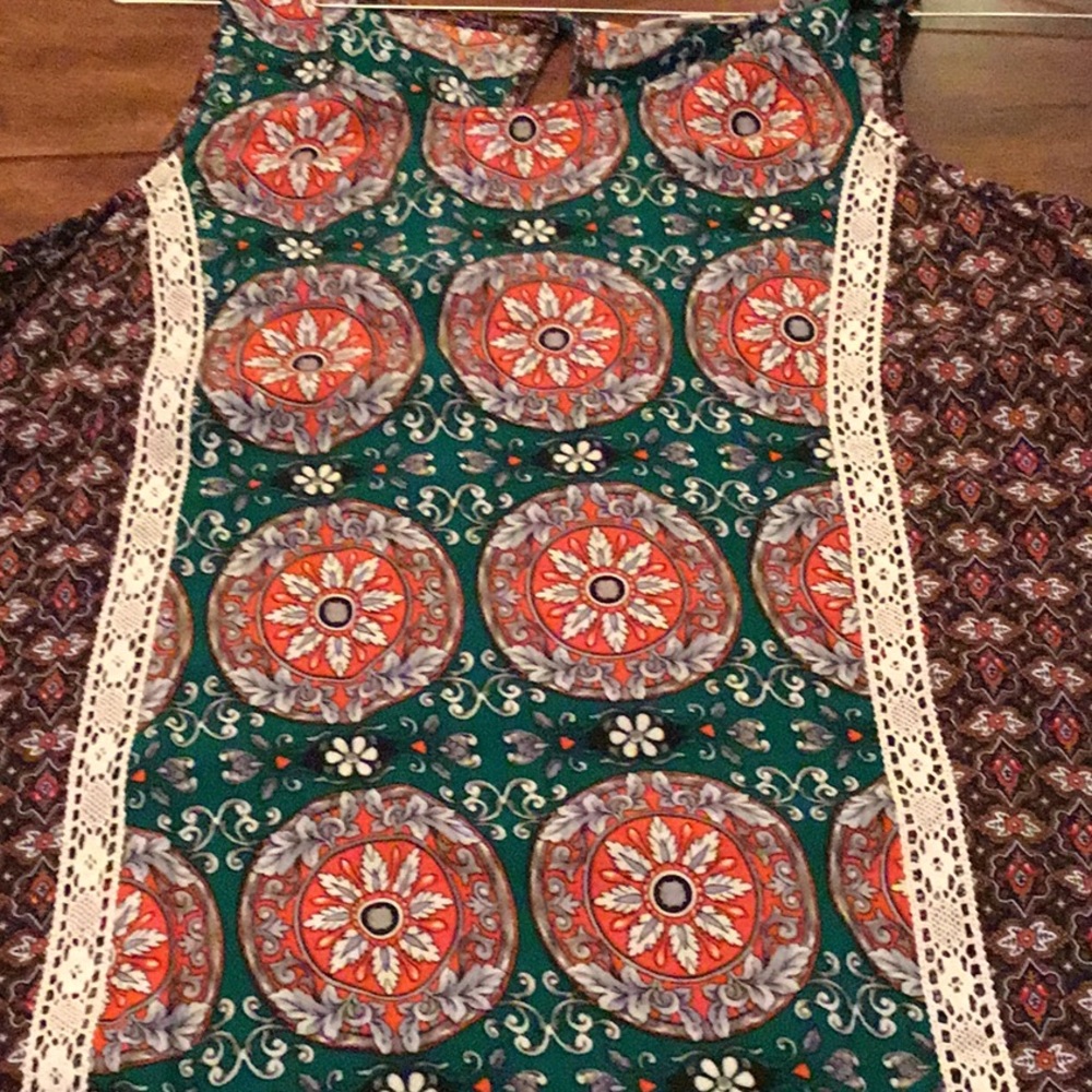 Umgee Fall Tunic - Picture 3 of 4